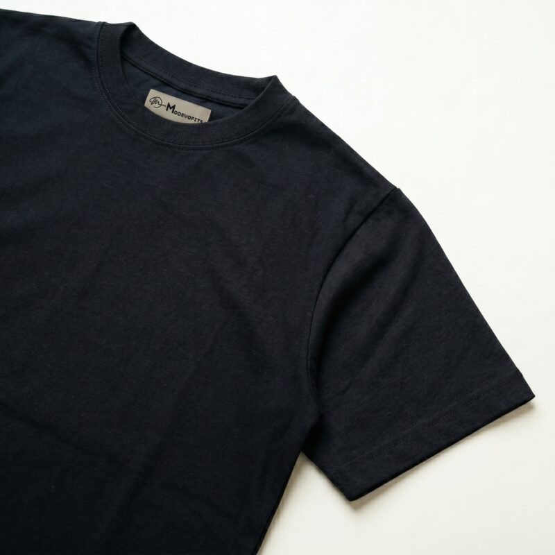 Black-T-shirt